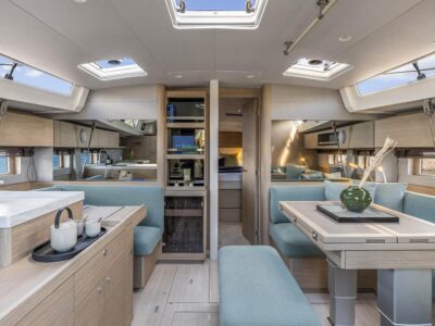 2027-beneteau-oceanis-52-6