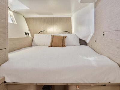 2027-beneteau-oceanis-yacht-60-13-1