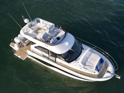 boat-10250436-4
