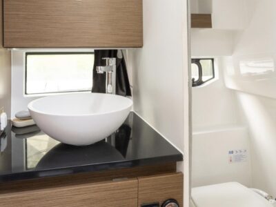 boat-10266899-7