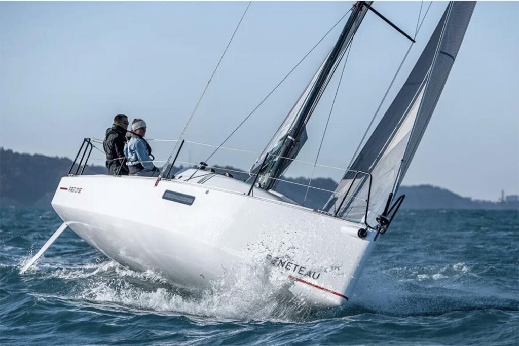 2027 Beneteau First 27 SE