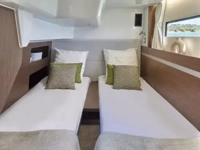 antares-12-coupe aft cabin