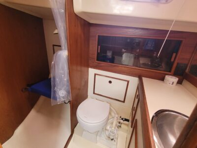 boat-10301083-37