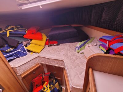boat-10303944-27
