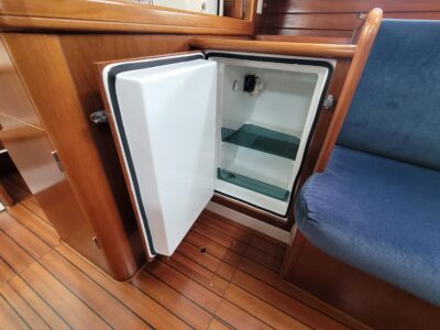 boat-10304534-35