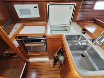 boat-10304534-40