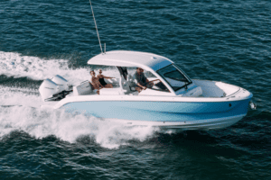 Beneteau Flyer 30 underway