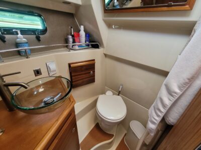 boat-10312861-42
