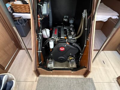 boat-10357820-44