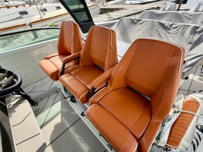 boat-10359849-25