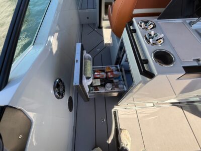 boat-10359849-32