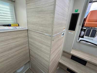boat-10359849-41-1