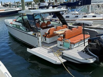 boat-10359849-9