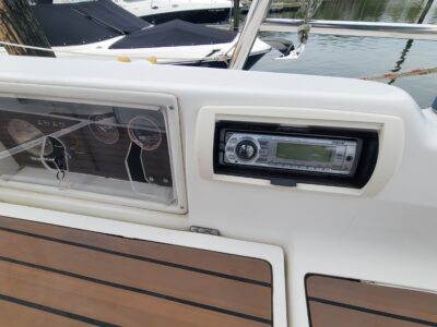 boat-10376041-24