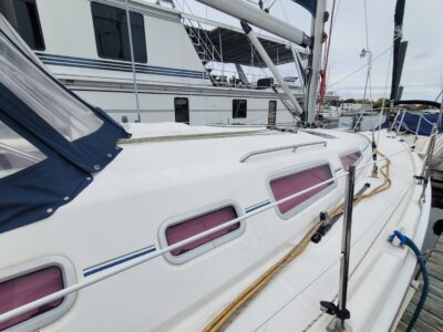 boat-10376041-3