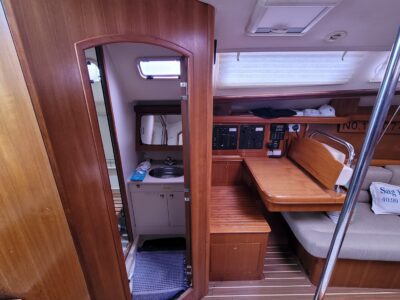 boat-10376041-31