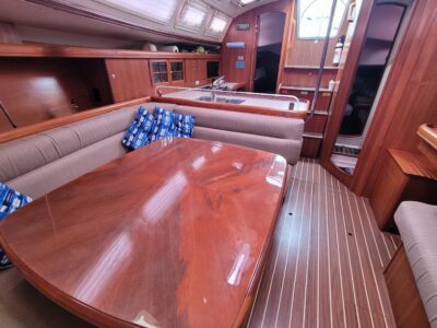 boat-10376041-40
