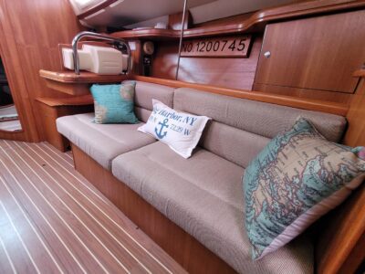 boat-10376041-41