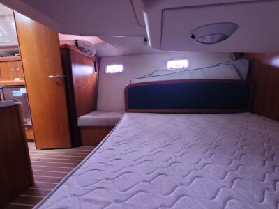 boat-10376041-51