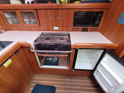 boat-10376041-59