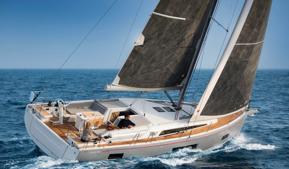 Oceanis 46.1 under sail